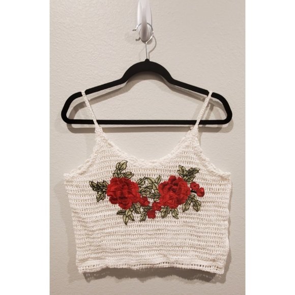 ILLA ILLA Floral Embroidered White Crop Top - Picture 1 of 4